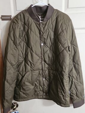 tentree Men’s Diamond Padded Bomber Jacket: GREEN: NEW WITH TAGS: SIZE L